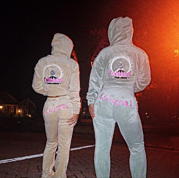 Colossal ...Velore women track suit - Picture 2 of 3